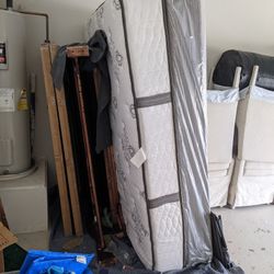 Queen Bed Frame And Mattress 