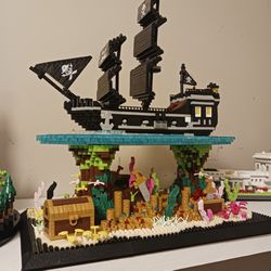 Off-brand Lego Pirate Ship, Assembled, ~4000 Pieces