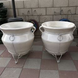 New Flower Pots Made Out Of Clay 