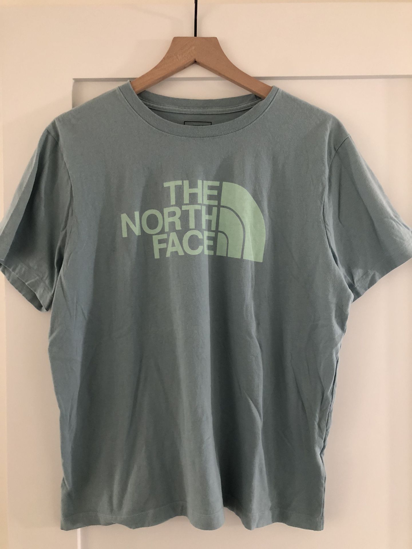 The North Face T- Shirt in size XL