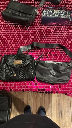 Versace Fanny Pack And Wristlet