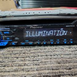 Pioneer DEH-X3910BT
CD receiver Bluetooth USB And Auxiliary