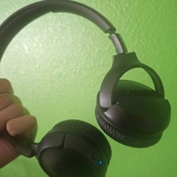 JBL Bluetooth Headphones