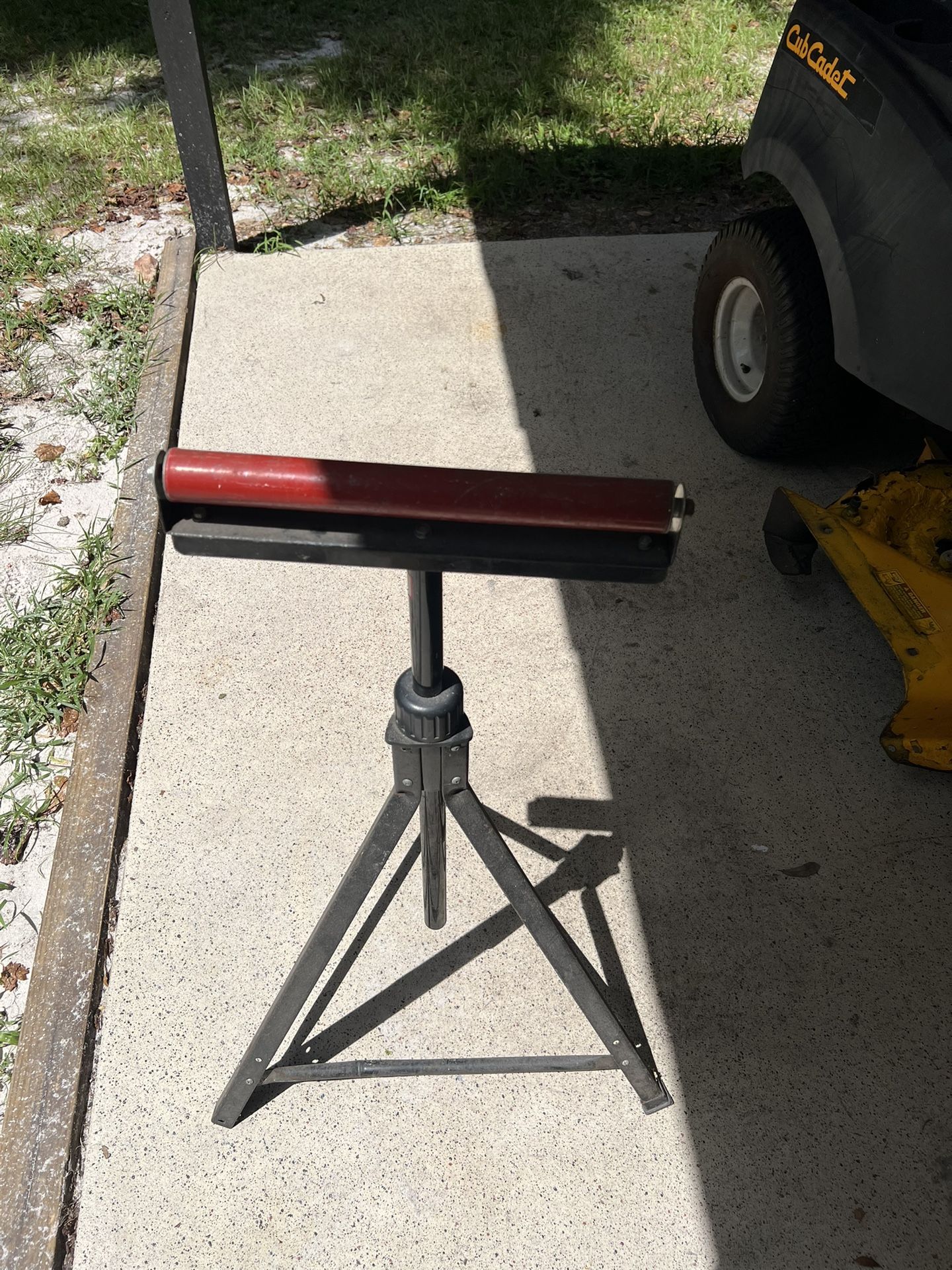 Roller Stand