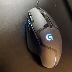 customizable Logitech G402 Hyperion Gaming Mouse