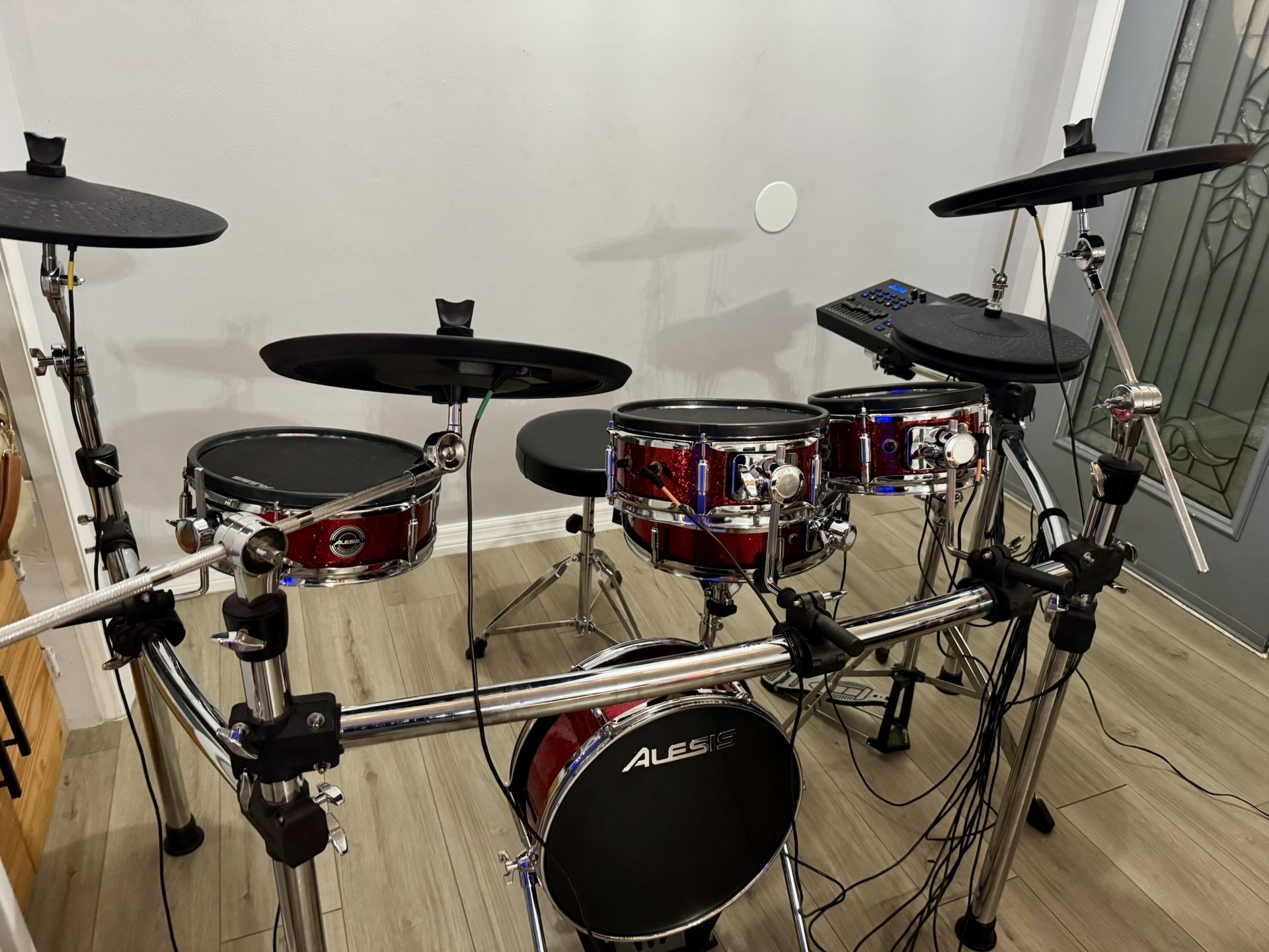 Alesis Strike Pro Electronic Drum Set – Excellent Condition