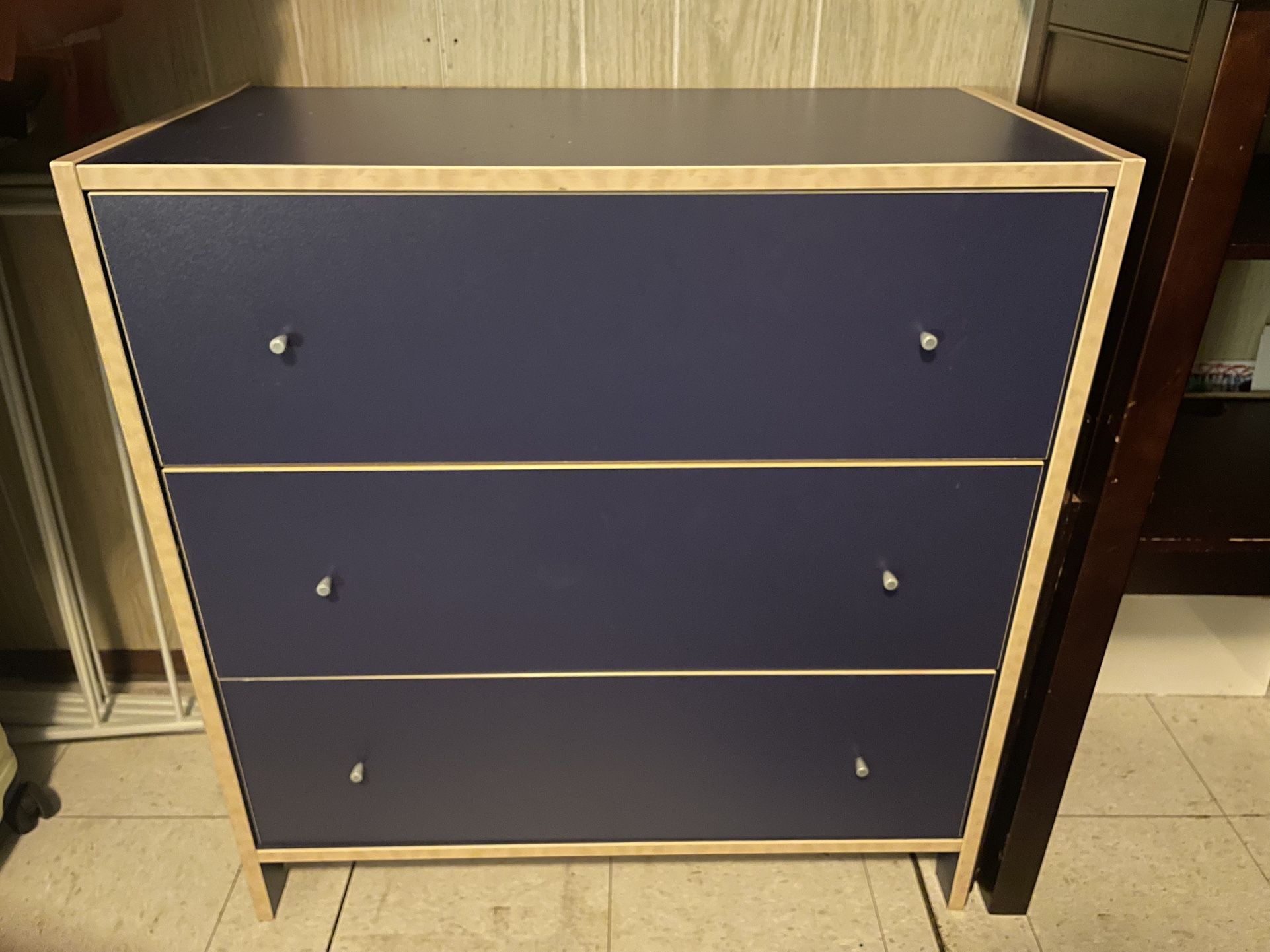 Free Dresser