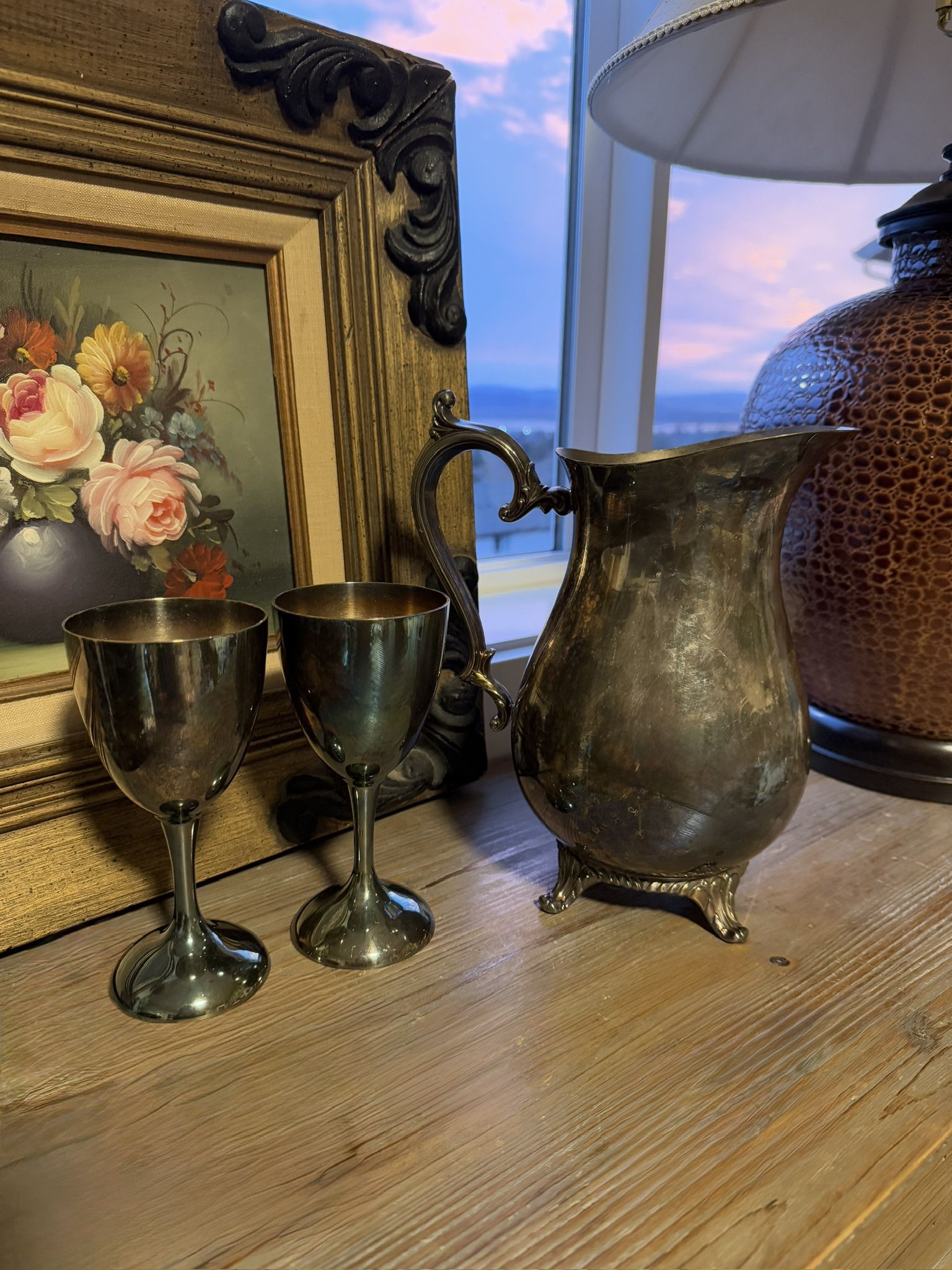 WM Rogers 817/Silver Plated Water Pitcher/Ornate Handle/Vintage/Tea/Serving/Wedding/Dinnerware/Ice Guard/Footed/2 International Silver Co. Silver Plat