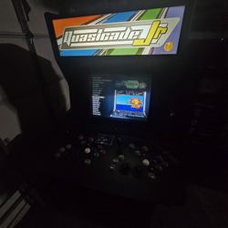 Quasicade Jr Arcade Cabinet With Xbox CRT And Thousands Of Games