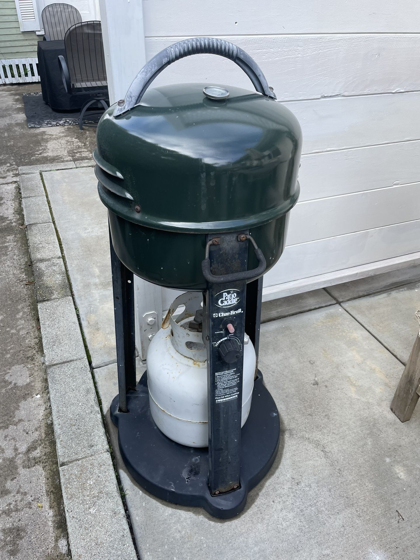 Char broil patio top caddie gas grill