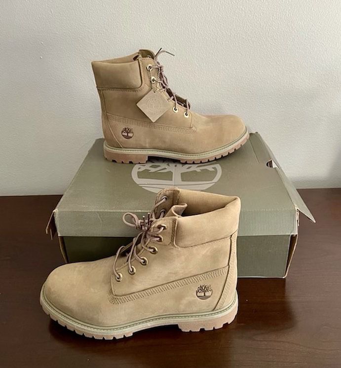 Timberland Boots Taupe***Brand New No Box*** US Women’s Size 10 