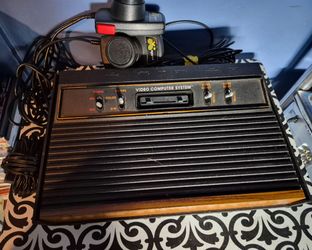 Atari 2600 & Intellivision with games