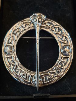 $30. Vintage Celtic Penannular Pewter Brooch by St. Justin marked Scotland DB.