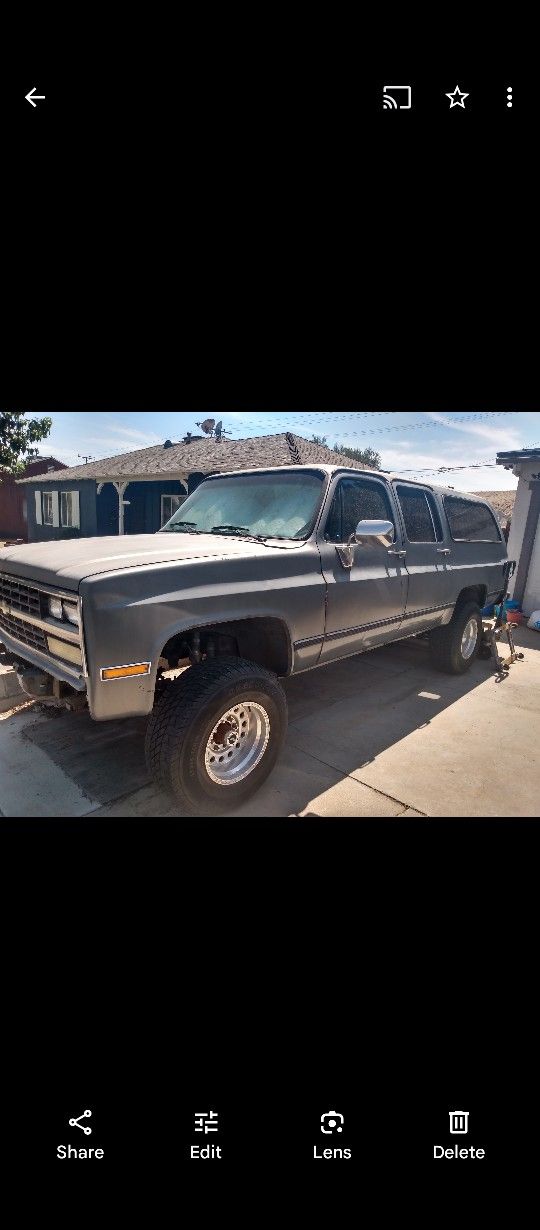 89' Chevy Silverado Suburban 4x4 3/4 Ton Diffs!! Classic Square Body.