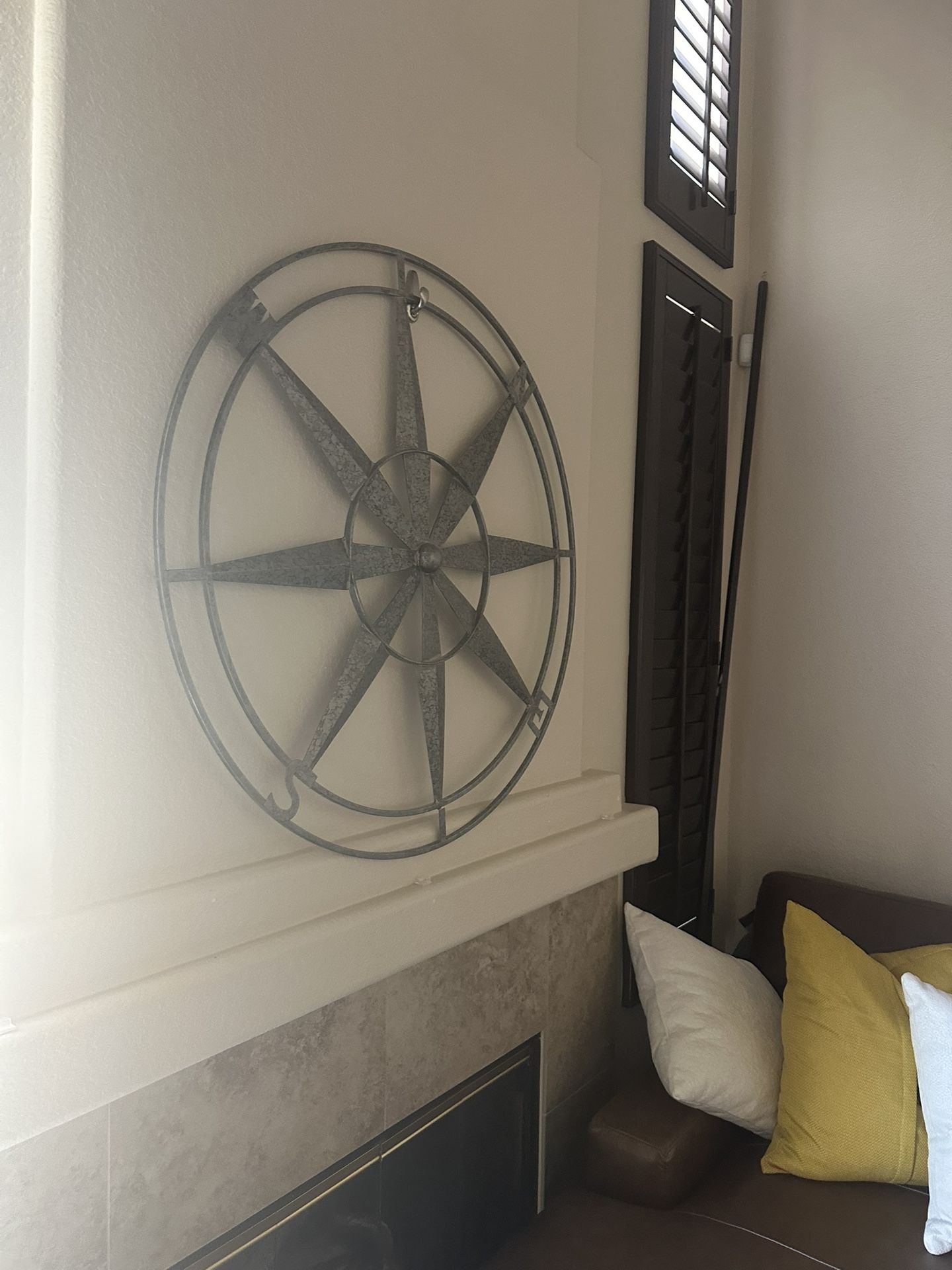 Beautiful Wall Wheel Decor