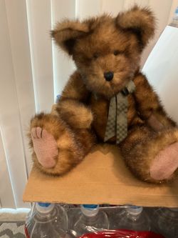 BOYD’S BEARS “DONOVAN B. BEAR”