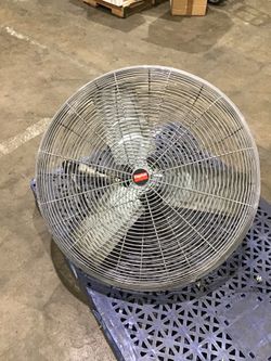 Dayton 30” Wall Mounted Fan