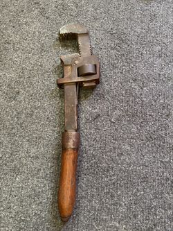 Antique stillson pipes wrench