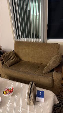 Sofa and loveseat for FREEE