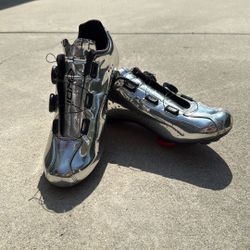 Ekoi. Road Shoes 43