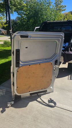 Rear door  ford transit connect