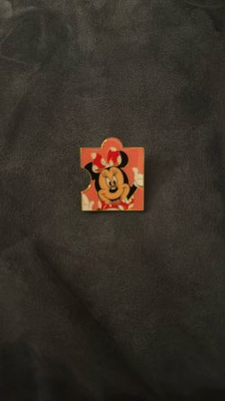 New Without Box Disney Minnie Mouse Pin
