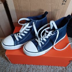 Women's Sneakers Size 8