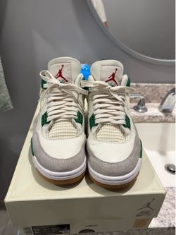 Jordan Retro 4 Pine Green
