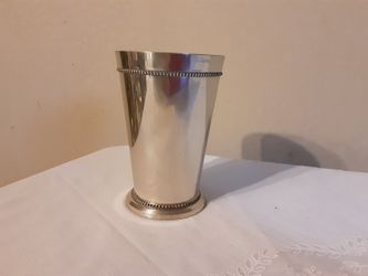 Lovely And Beautiful Stainless Vase