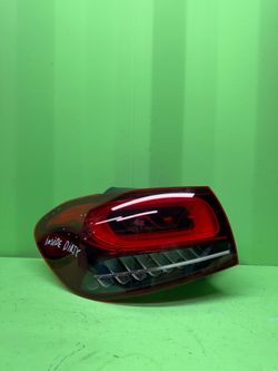 2021 2022 2023 MERCEDES-BENZ GLA250 GLA45 Left Driver Side Quarter Panel / Outer Tail Light OEM A2479063301