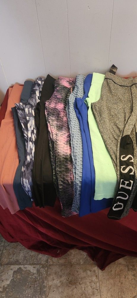 Womens Workout And Sets Size L-Xl
