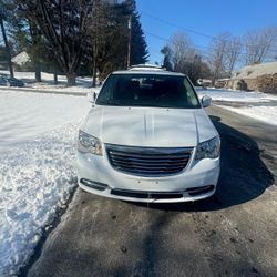2016 Chrysler Town & Country