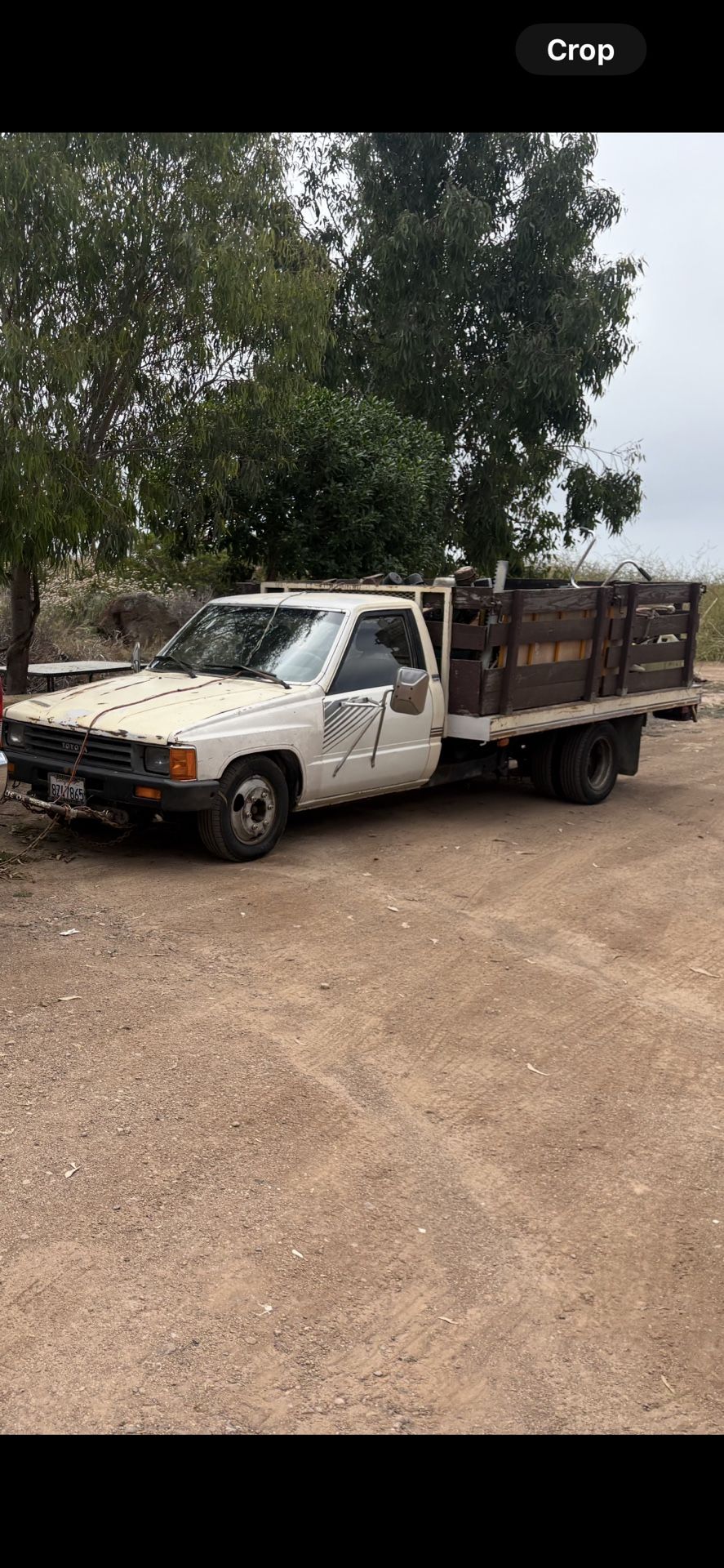 1987 -1ton flatbed Toyota