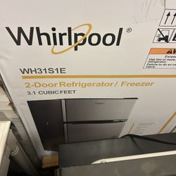 Mini Whirlpool Frig+Freezer 