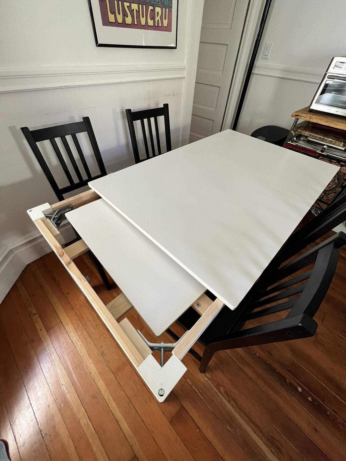 Ikea Extendable Dining Room Table & 4 Chairs