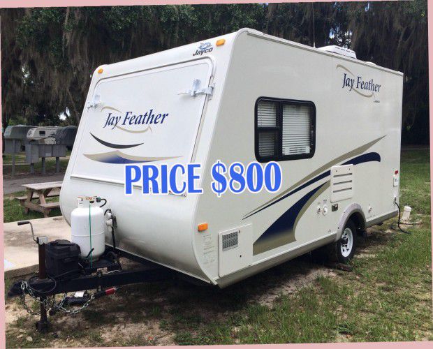 Photo The 2010 Jayco jay feather has really little so it is a good condition.$800.00