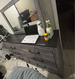 bedroom set