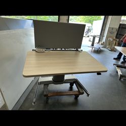 Steelcase Electric desk 