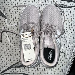 Adidas Woman’s 7