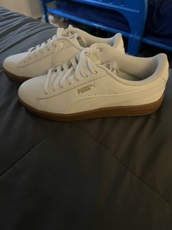 Brand New Woman’s Pumas 