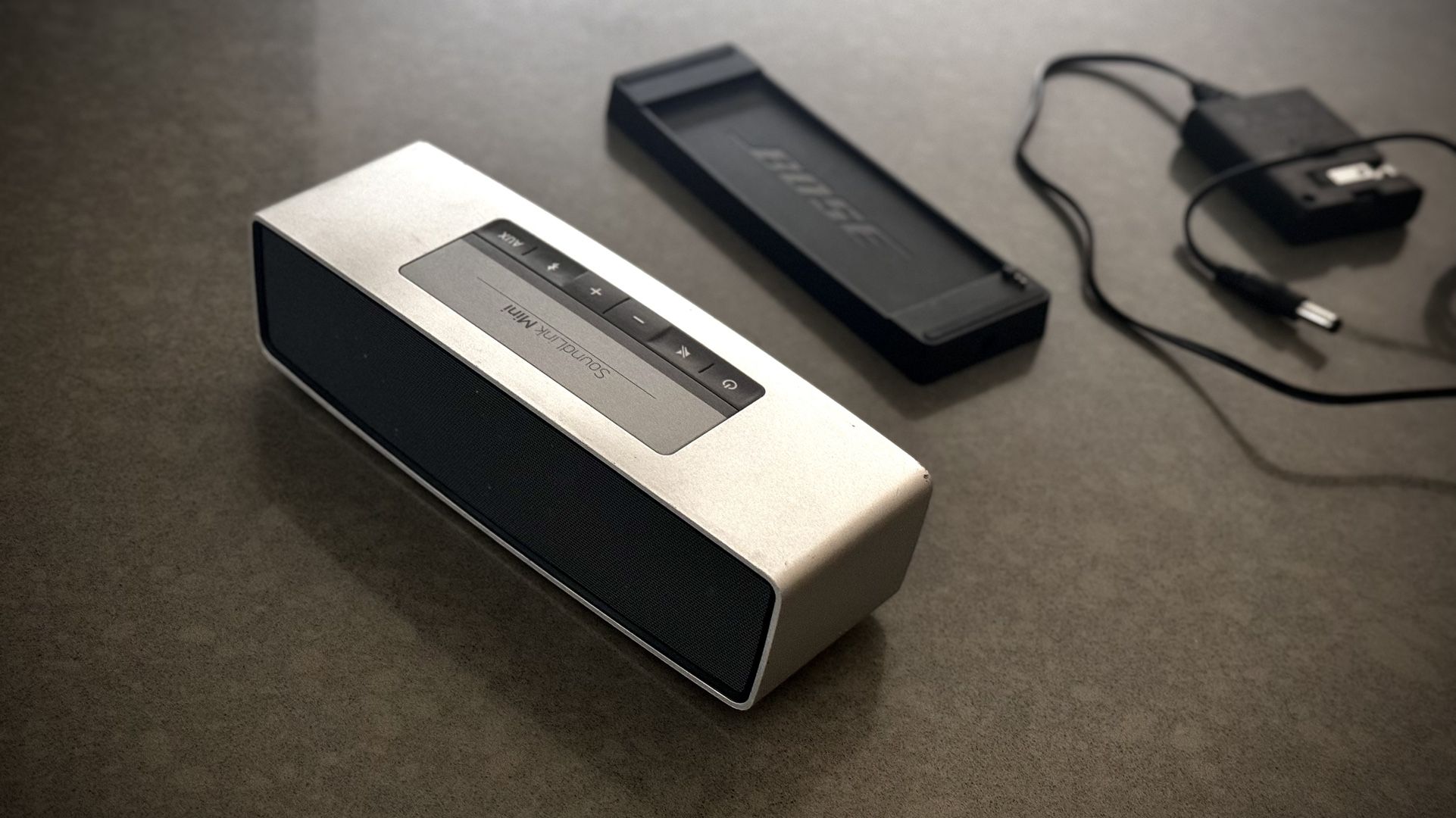 Bose SoundLink Mini Portable Speaker 