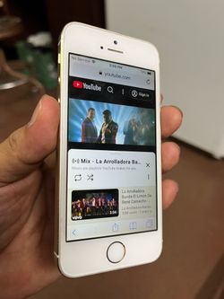 iPhone 5s 32GB  NO SIM CARD RESTRICTION