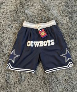 Dallas Cowboys shorts Large