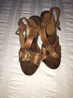 Baker heels size 6