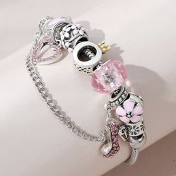 Flowers & Heart Charms Bracelet