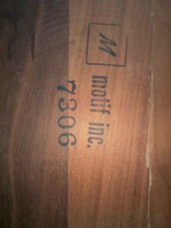 Motif Inc., 7306 End Table / Coffee Table