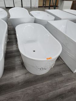 Bathtub, freestanding 59"