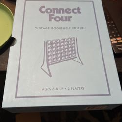 Connect Four Vintage Bookshelf Edition 
