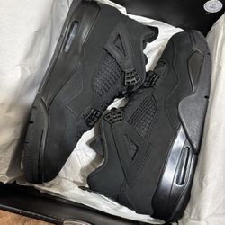 Jordan 4 ‘black Cat’ (size 10.5m)