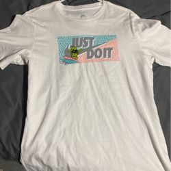 Nice White Nike Shirt Size M